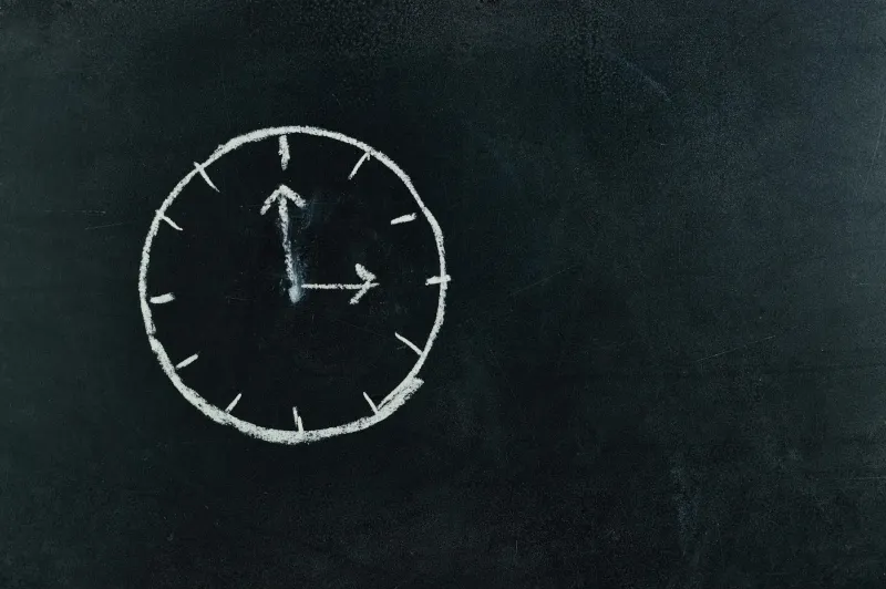 Why Every American Classroom Still Uses the 'Obsolete' Clock Face Engineers Tried to Kill