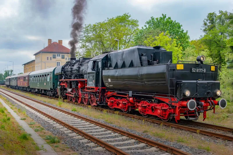 When Private Companies Quietly Rewired How America Tells Time