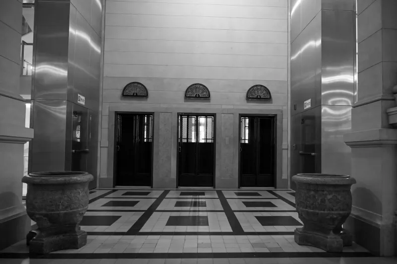 Why You Stare at the Elevator Door: The Manhattan Experiment That Wrote the Rules of Awkward